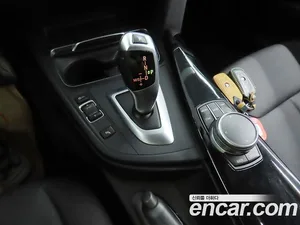 BMW 3-Series, 2017 — миниатюра 12