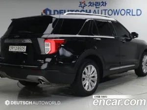 Ford Explorer, 2022 — миниатюра 2