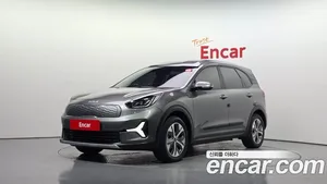 Kia Niro, 2023 — миниатюра 1