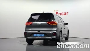 Kia Niro, 2023 — миниатюра 4