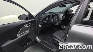 Kia Niro, 2023 — миниатюра 10