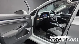Volkswagen Golf, 2022 — миниатюра 13
