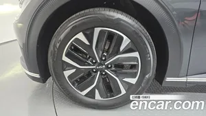 Kia EV6, 2022 — миниатюра 5