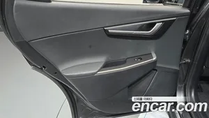 Kia EV6, 2022 — миниатюра 15