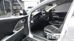 Kia Niro, 2022 — миниатюра 13