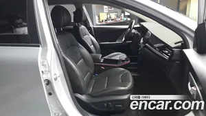 Kia Niro, 2022 — миниатюра 17