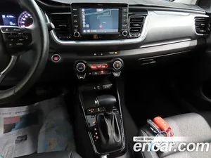 Kia Stonic, 2020 — миниатюра 11