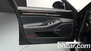 Genesis EQ900, 2017 — миниатюра 14