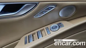 Genesis G80, 2025 — миниатюра 12