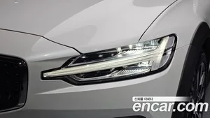 Volvo V60, 2024 — миниатюра 7