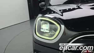 Mini Countryman, 2023 — миниатюра 8