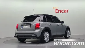 Mini Cooper, 2022 — миниатюра 2