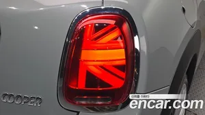 Mini Cooper, 2022 — миниатюра 9