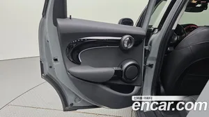 Mini Cooper, 2022 — миниатюра 15