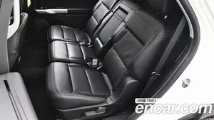 Ford Explorer, 2022 — миниатюра 13