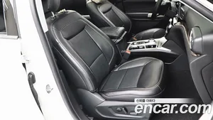 Ford Explorer, 2022 — миниатюра 14