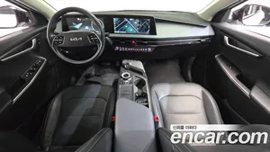 Kia EV6, 2022 — миниатюра 10