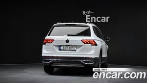 Volkswagen Tiguan, 2023 — миниатюра 4