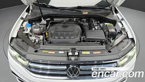 Volkswagen Tiguan, 2023 — миниатюра 6