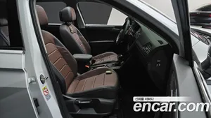 Volkswagen Tiguan, 2023 — миниатюра 16