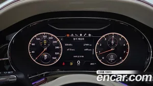 Bentley Flying Spur, 2023 — миниатюра 8