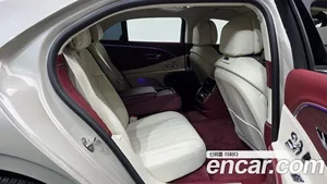 Bentley Flying Spur, 2023 — миниатюра 12