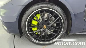 Porsche Panamera, 2020 — миниатюра 4