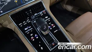 Porsche Panamera, 2020 — миниатюра 11