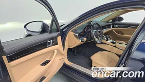 Porsche Panamera, 2020 — миниатюра 12