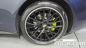 Porsche Panamera, 2020 — миниатюра 6