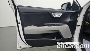 Kia Stonic, 2018 — миниатюра 14