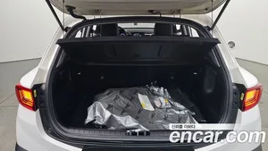 Kia Stonic, 2018 — миниатюра 31