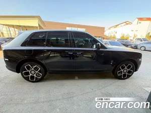 Rolls-Royce Cullinan, 2023 — миниатюра 2