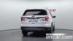 Ford Explorer, 2017 — миниатюра 4