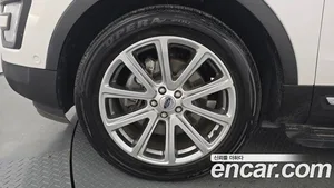 Ford Explorer, 2017 — миниатюра 5