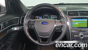 Ford Explorer, 2017 — миниатюра 15