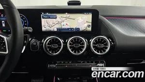 Mercedes-Benz EQA, 2025 — миниатюра 17