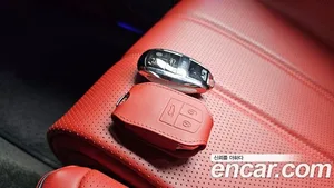Bentley Bentayga, 2023 — миниатюра 20
