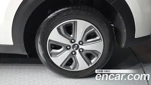 Kia Niro, 2016 — миниатюра 5