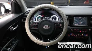 Kia Niro, 2016 — миниатюра 13