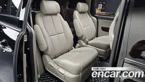Kia Carnival, 2015 — миниатюра 16