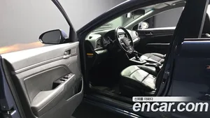 Hyundai Avante, 2017 — миниатюра 13