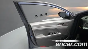 Hyundai Avante, 2017 — миниатюра 14