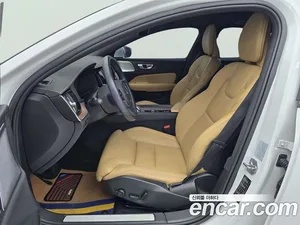 Volvo S60, 2021 — миниатюра 11