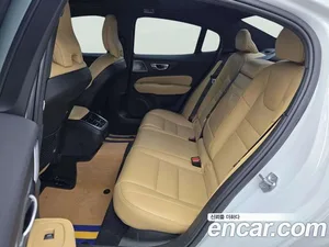 Volvo S60, 2021 — миниатюра 13