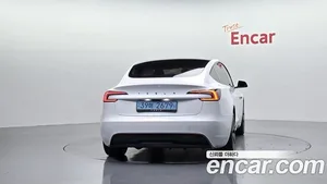 Tesla Model 3, 2024 — миниатюра 3