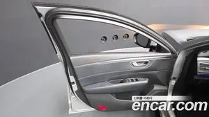 Renault SM6, 2016 — миниатюра 14
