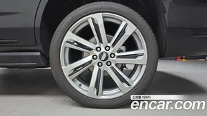 Cadillac Escalade, 2025 — миниатюра 6