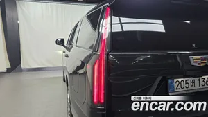 Cadillac Escalade, 2025 — миниатюра 8