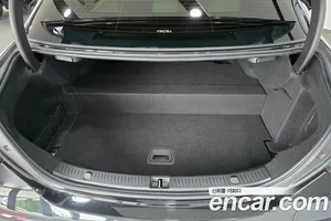 Mercedes-Benz E-Class, 2021 — миниатюра 11
